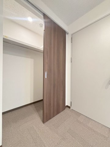 「防音マンション」フィシオ飯田橋の収納|ウォークインクローゼット付き