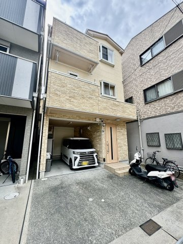 寝屋川市萱島東3丁目　中古戸建の駐車場