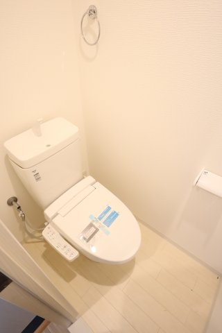 大阪市城東区鴫野西１丁目の賃貸マンションのトイレ