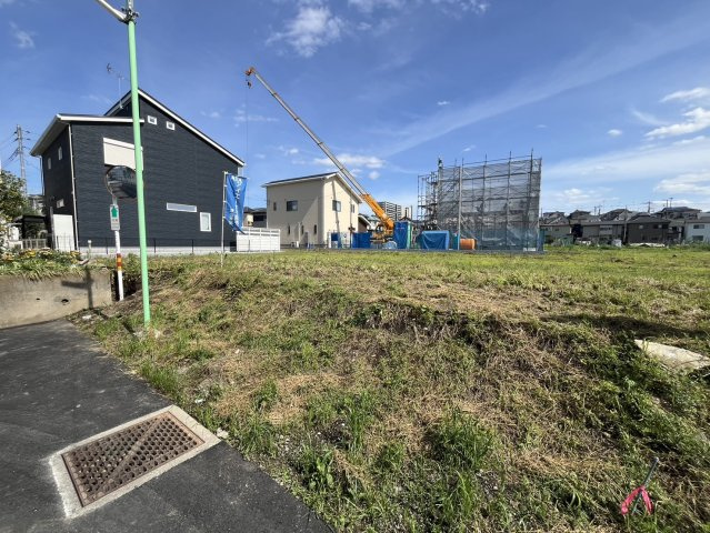 土地　川越市寺尾の前面道路含む現地写真