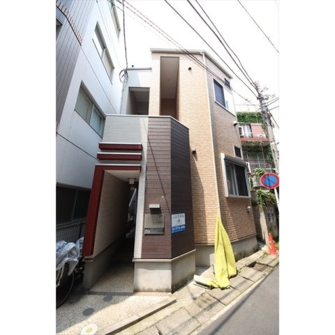 グランコンフォール武蔵小杉のエントランス