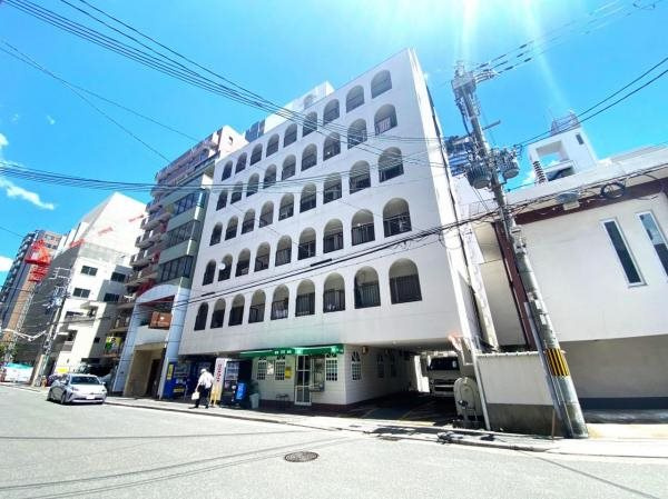 シルバーハイツ東寺町の外観