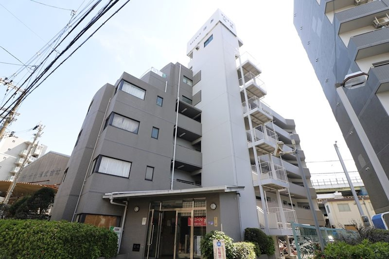 エスリード福島の外観