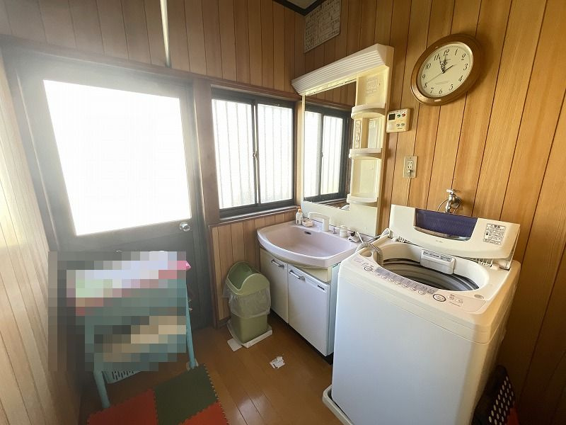 各務原市那加桐野外二ケ所大字入会地の独立洗面台