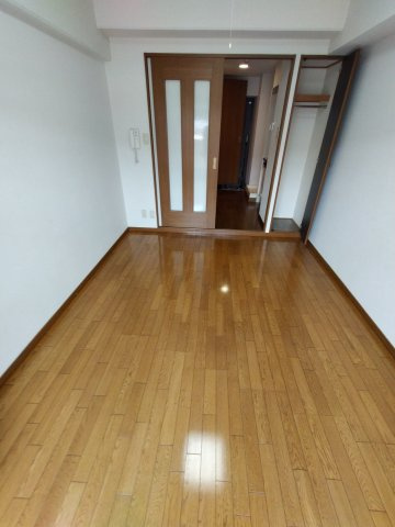 【寝室】 | ビクトワール小阪