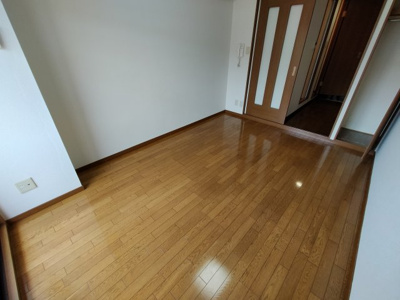  | ビクトワール小阪