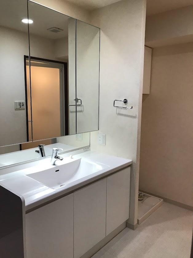 ビ・ウェルＭＡＳＴＥＲＳ鷹匠の独立洗面台