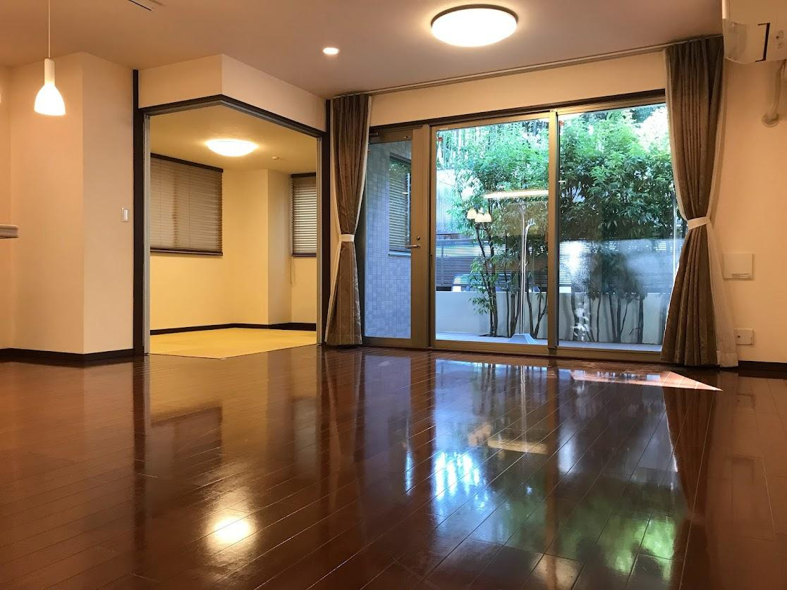 ビ・ウェルＭＡＳＴＥＲＳ鷹匠の居間・リビング|ＬＤＫ　23.5帖