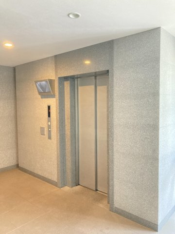 サーパス桟橋通二丁目のその他共用部分|エレベーター
