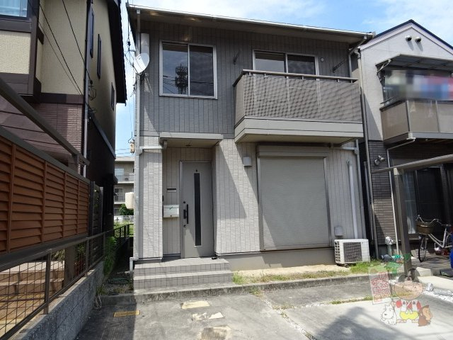 津倉町貸家の外観