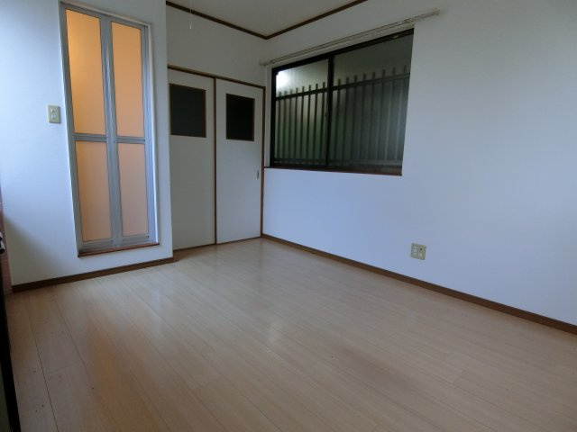 【寝室】 | ハイツ夕陽丘