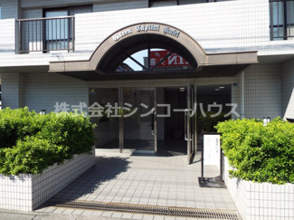 【エントランス】 | エントランスはオートロックです。