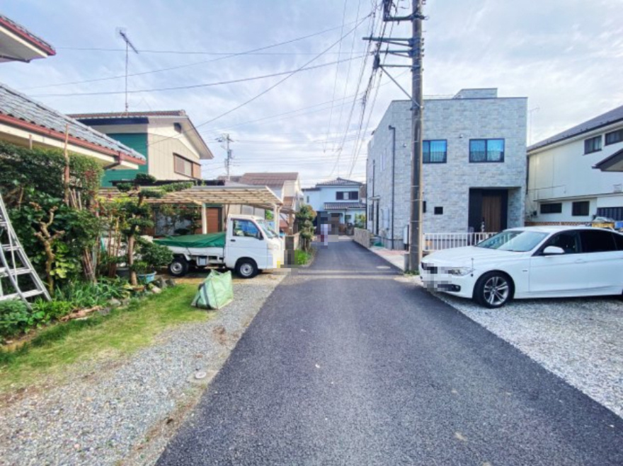 祝　成約済み　八王子市　楢原町　中古戸建の前面道路含む現地写真|～仲介手数料無料☆八王子ひなた不動産～八王子市楢原町　中古戸建