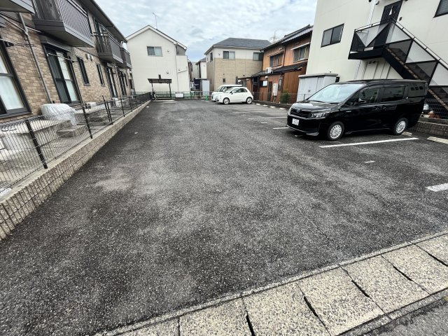 ジャックと豆の木の駐車場