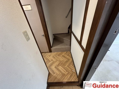 【玄関】 | 太平寺店舗付住宅