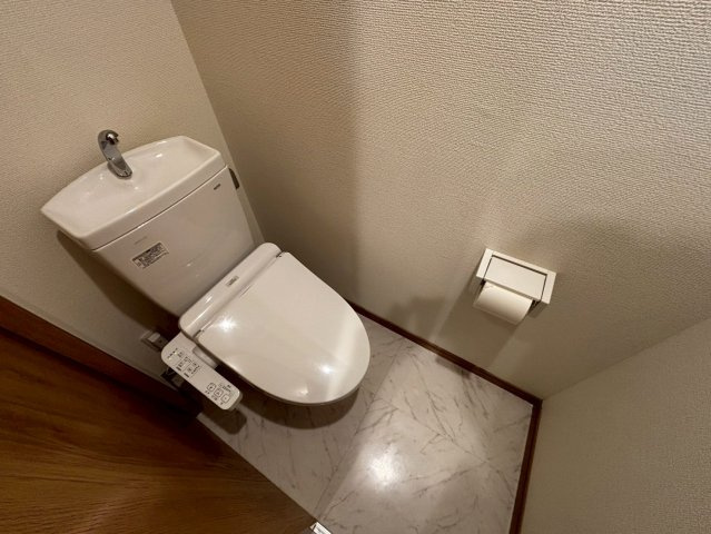 Luminare蕨　のトイレ