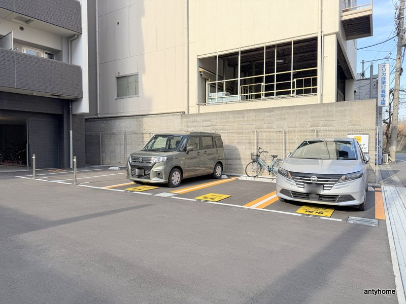 エスリードレジデンス梅田デュオ 仲介手数料無料の駐車場