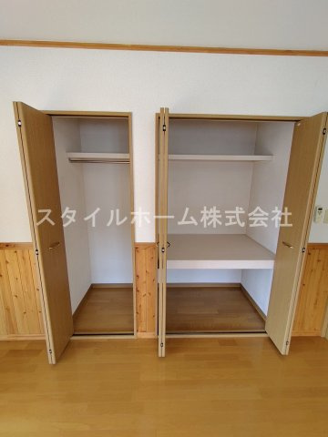 山田町借家の収納