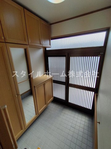 山田町借家の玄関