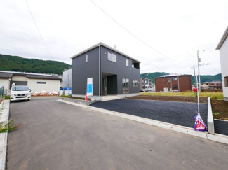 【外観】 | シンプルで飽きのこない外観が自慢です。　いつでもご見学可能です。