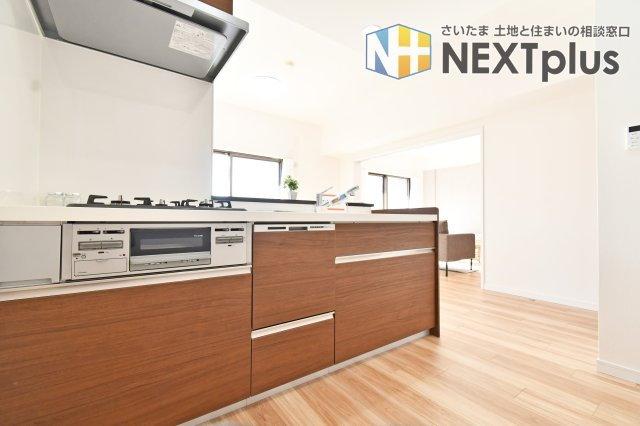 ライオンズマンション武里のキッチン|食洗器付きのシステムキッチン。面倒な洗い物、苦手な洗い物、時間がない時の洗い物etc.　食洗器に頼ることで、自分時間や家族との時間を過ごすことができる嬉しい設備です(^^)/