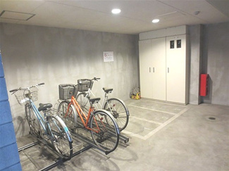 【駐車場】 | 敷地内に駐輪場があります(^^)/