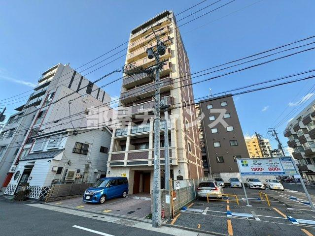 メイプルコート泉の外観