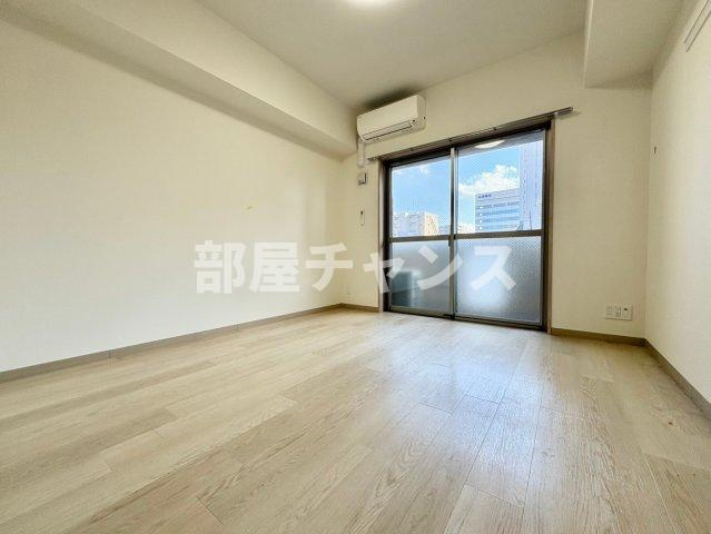 メイプルコート泉の居間・リビング