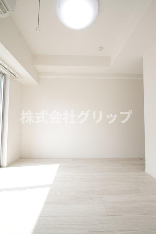 メインステージ横濱弥生町の洋室