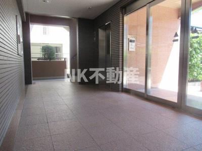 【ロビー】 | Grand Chariot(グランシャリオ）（東花園賃貸） | 建物の内部です