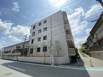 【外観】 | クラウンセゾン深井 | ローソンまで徒歩７分！ちょっとしたお買い物に便利ですね♪