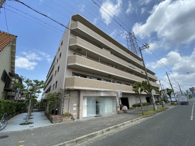 【外観】 | クラウンセゾン深井 | 南向き日当たり良好！たっぷりの陽光に包まれる明るい住まい♪♪