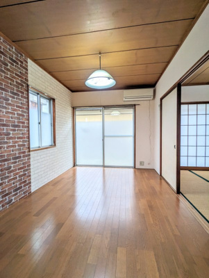 【洋室】 | コーポリバーサイド