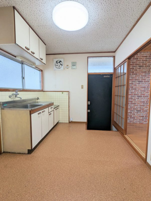 【キッチン】 | コーポリバーサイド