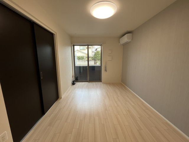 コンフォール　エスパールの居間・リビング