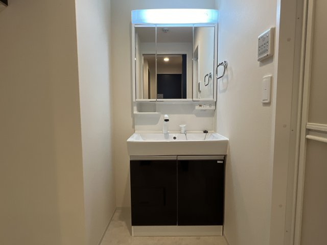 コンフォール　エスパールの洗面所