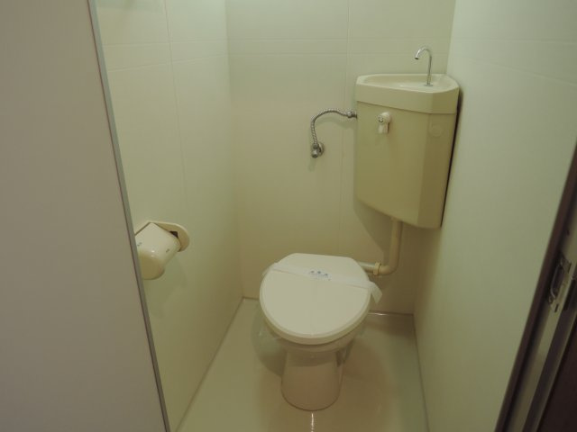 アプレシオ西冠1のトイレ