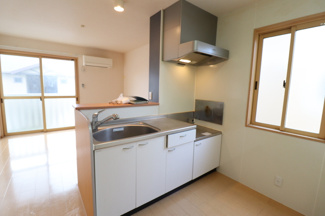 【キッチン】 | リビングタウンみらい平　C