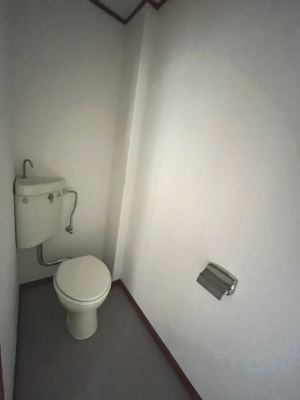 【トイレ】 | ローズハイツ | 落ち着いた色調のトイレです