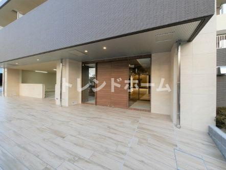 セオリー大阪ルチアのエントランス|選べる家電プランあり！！