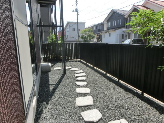 【No.7095】浜坂8丁目中古住宅/4LDK/リフォーム済/P4台可の庭