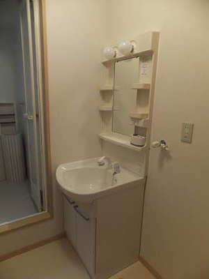 【洗面所】 | メゾンド　フルール　A棟 | 洗髪洗面化粧台