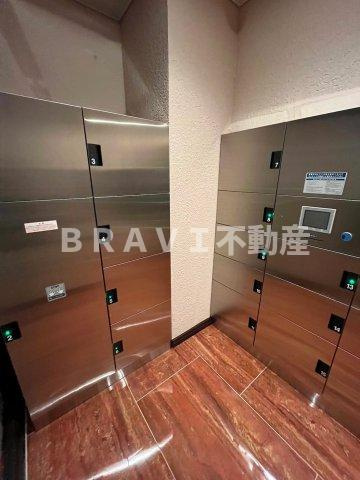 レオングラン本町橋9-15Fのその他共用部分|【レオングラン本町橋】宅配ボックスです