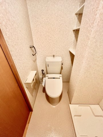 Luxe広芝のトイレ