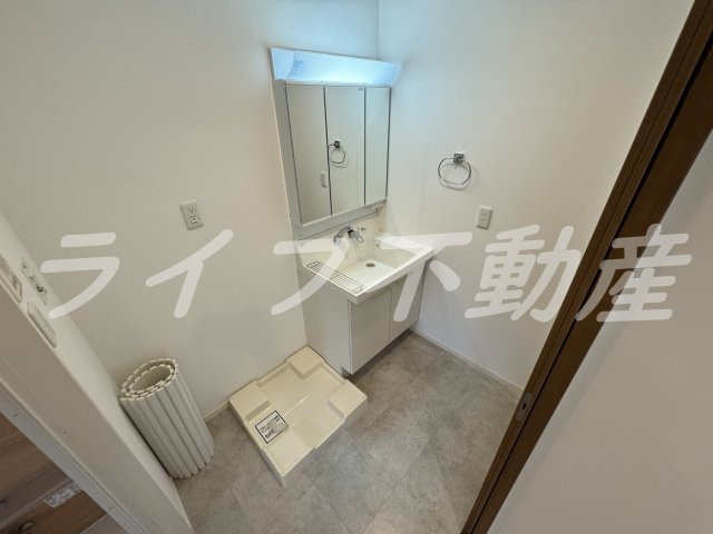 リヴェール若江の洗面所|使いやすい洗面所です