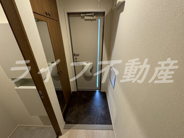 リヴェール若江の玄関|シンプルで使いやすい玄関です