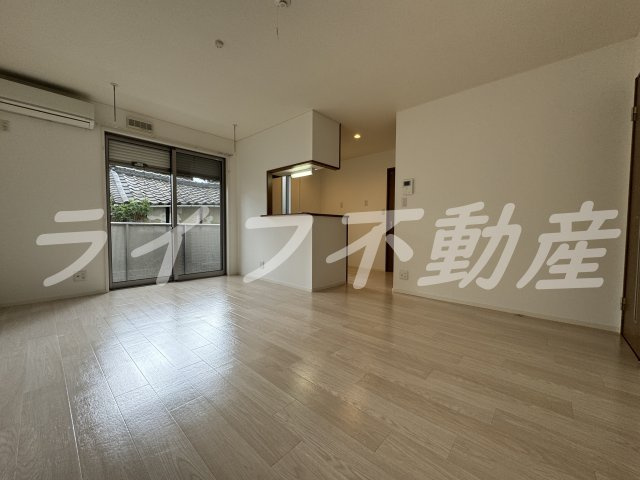 リヴェール若江の居間・リビング|おしゃれな居間です