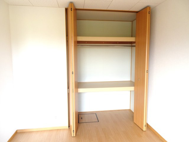 メルベーユ芝原Aの収納