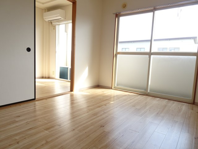 コンフォールＬの洋室