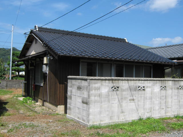 古熊３丁目貸家